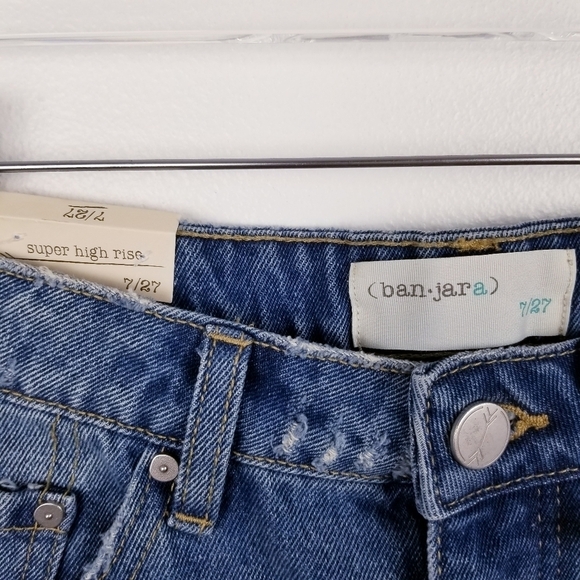 Banjara Denim Distressed High Rise Jean Shorts NWT - Picture 5 of 6